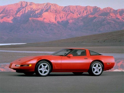 Первый Corvette ZR1 представили в 1989 году на автосалоне в Женеве. 375-сильный V8 позволил…