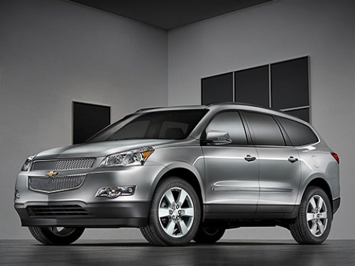 Chevrolet Traverse выгодно выделяется на фоне достаточно консервативных форм кроссоверов GMC и…