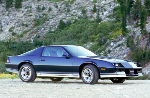 Третье (1982) поколение машины обзавелось не только мощными V8 5.7, но и достаточно скромным…