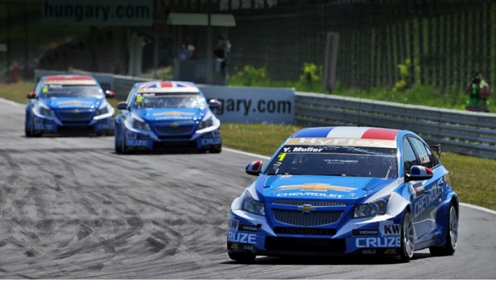 Гоночный Chevrolet Cruze пришёл на смену Lacetti в 2009-м и уже в следующем году праздновал триумф,…