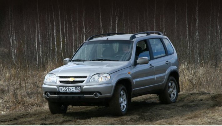 Внедорожник Chevrolet Niva текущего поколения выпускается с 2002 года. В 2009 году был проведён…