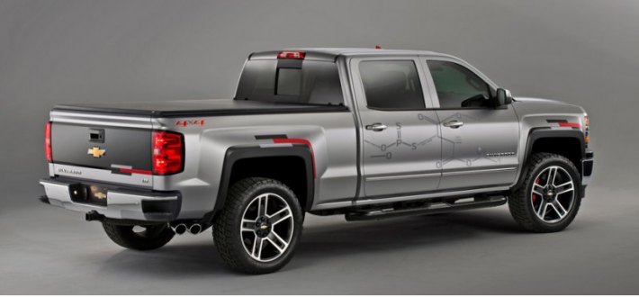 Пикап Silverado Toughnology — еще и реклама фирменных аксессуаров: тут добавлены трубчатые…