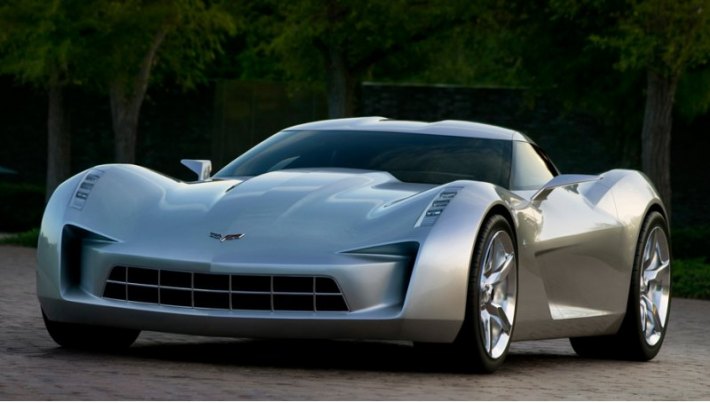 Опыт с гибридным Корветом у Chevrolet есть, но своеобразный. Такой системой хвастался Corvette…