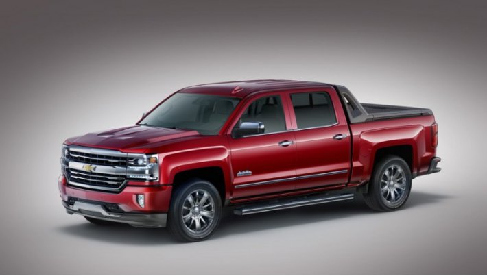 Новая серийная версия Silverado создана по мотивам концепта, показанного на тюнинг-шоу SEMA в…