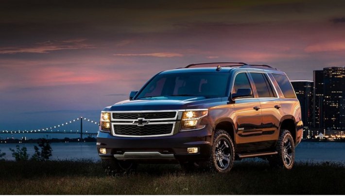 В России Chevrolet Tahoe стоит от 2 990 000 рублей. Доберётся ли до нас «полуночная» версия, пока…