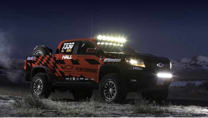 Набор ZR2 race parts в целом совместим с Colorado, оснащённым как «шестёркой» 3.6, так и дизелем…