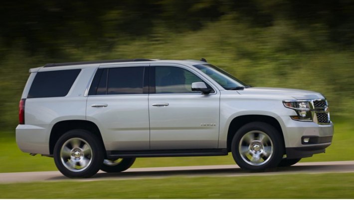 В России предлагаются две модели из «расстрельного списка»: Chevrolet Tahoe (на фото) и Cadillac…