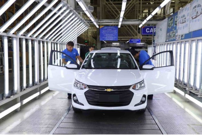 В Узбекистане стартовала сборка конкурента Lada Vesta