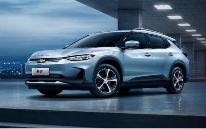 Как стало известно Daily-Motor.Ru, российский авторынок пополнился новым электрическим кроссовером,…