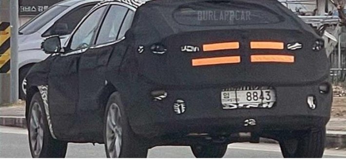 Компания Chevrolet вывела на тесты купеобразную версию кроссовера Tracker