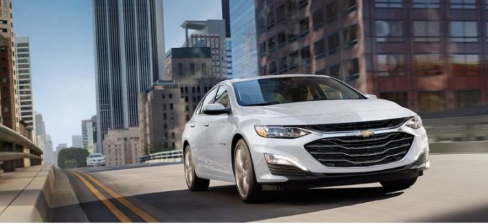 Компания Chevrolet прекратила прием заказов на среднеразмерный седан Malibu