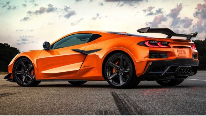 Chevrolet был не единственным автопроизводителем, который экспериментировал с NFT, и не…