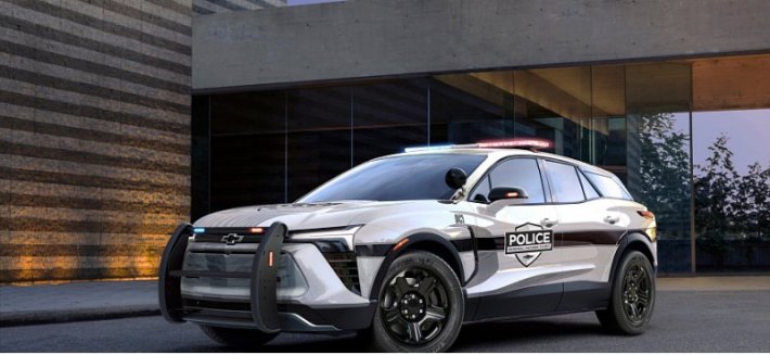 Компания Chevrolet представила 565-сильный электрический кроссовер Chevrolet Blazer