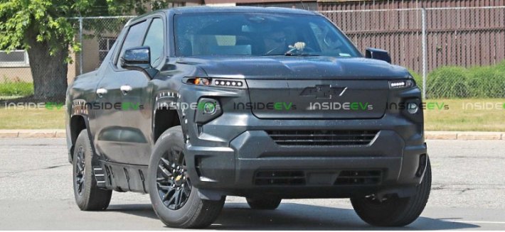 Электрический пикап Chevrolet Silverado EV 2024 года впервые засветился во время рекламных съемок