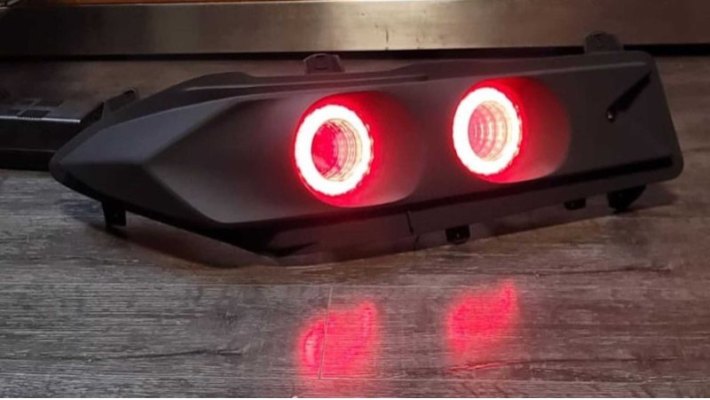 Идея Competition Carbon о круглых задних фонарях Corvette возникла еще в декабре 2021 года. Тогда…