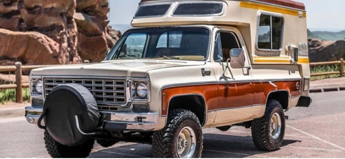В Сети показали редкий автодом, построенный на базе Chevrolet K5 Blazer