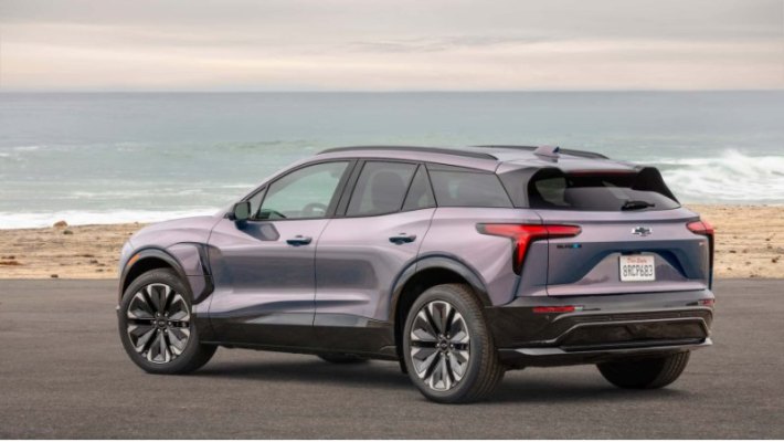 Нетрадиционный запуск Blazer EV, сопровождаемый показом в СМИ после его появления в дилерских…