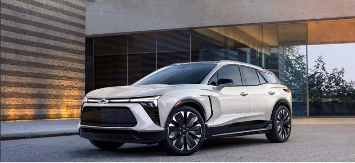 General Motors прекратила продажи нового электрокара Chevrolet Blazer EV после отказа от CarPlay