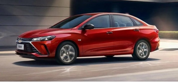 Блогер проанализировал: Chevrolet Monza оказался лучше Lada Vesta
