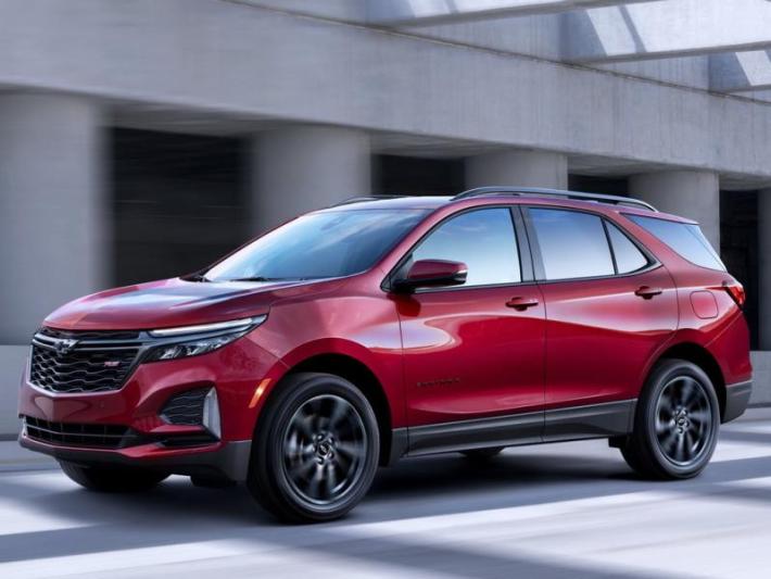 Кроссовер Chevrolet Equinox будет самым дорогим в этой пятерке. Российские дилеры оценили иномарку…
