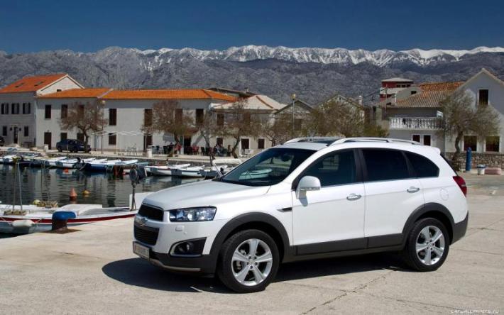 Chevrolet Captiva вернулась в Россию: 2,7 млн за семейный кроссовер - сравним с «китайцами»