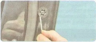 1. Remove the rear door trim and moisture-proof film (see «Removal and installation the rear door…