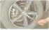 Wyjmowanie i instalacja zwrotnicy zawieszenia przedniego