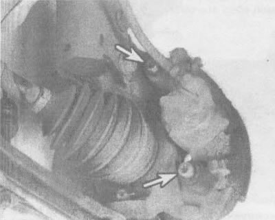 2.6а. Для отворачивания двух болтов крепления суппорта необходимо использовать головку Torx 50…