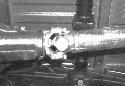 3.2. Отметьте исходное взаиморасположение заднего карданного вала и вала шестерни дифференциала