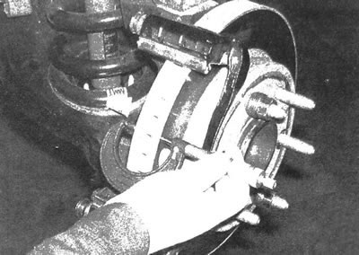 5.5b. Воспользовавшись микрометром, произведите замер толщины диска в нескольких точках.