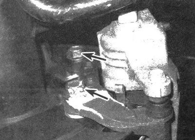 5.6b. Болты кронштейна суппорта (заднего)