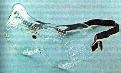 Одежда должна быть удобной, не стесняющей движений, без свисающих краев и лямок, которые могут…