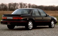 Chevrolet Lumina 1990, sedan, vedere din spate