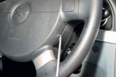Как снять подушку руля лачетти Removing the steering wheel (Chevrolet Lacetti 1 2002-2009: Chassis: Steering)