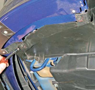 Как снять переднее крыло лачетти Removing the front wheel arches (Chevrolet Lacetti 1 2002-2009: Body: Repair of 