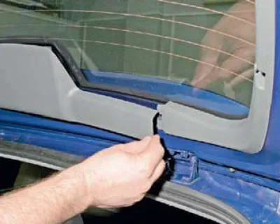 Na hatchback autu
