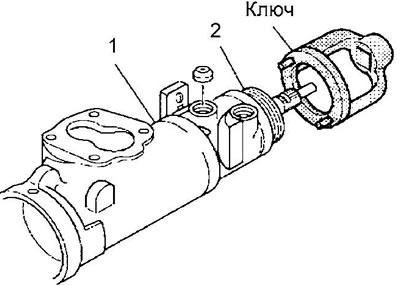 1. С помощью специального ключа заверните узел регулировочной гайки до полной посадки упорного…