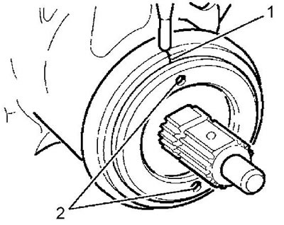 2. Нанесите на корпус рулевого механизма метку (1) напротив центра одного из двух отверстий (2) в…